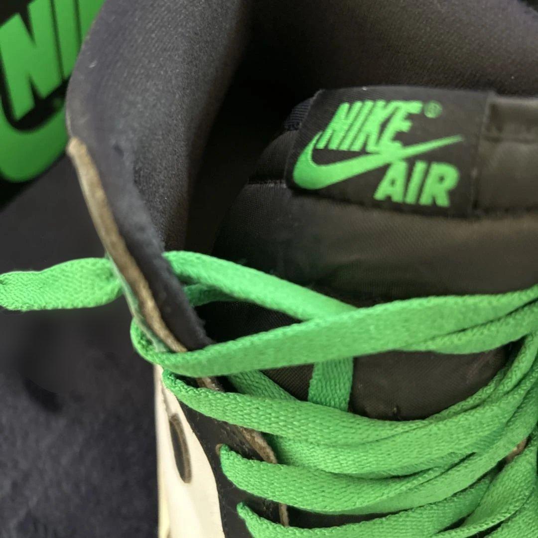 NIKE エアジョーダン1レトロハイOGスニーカー