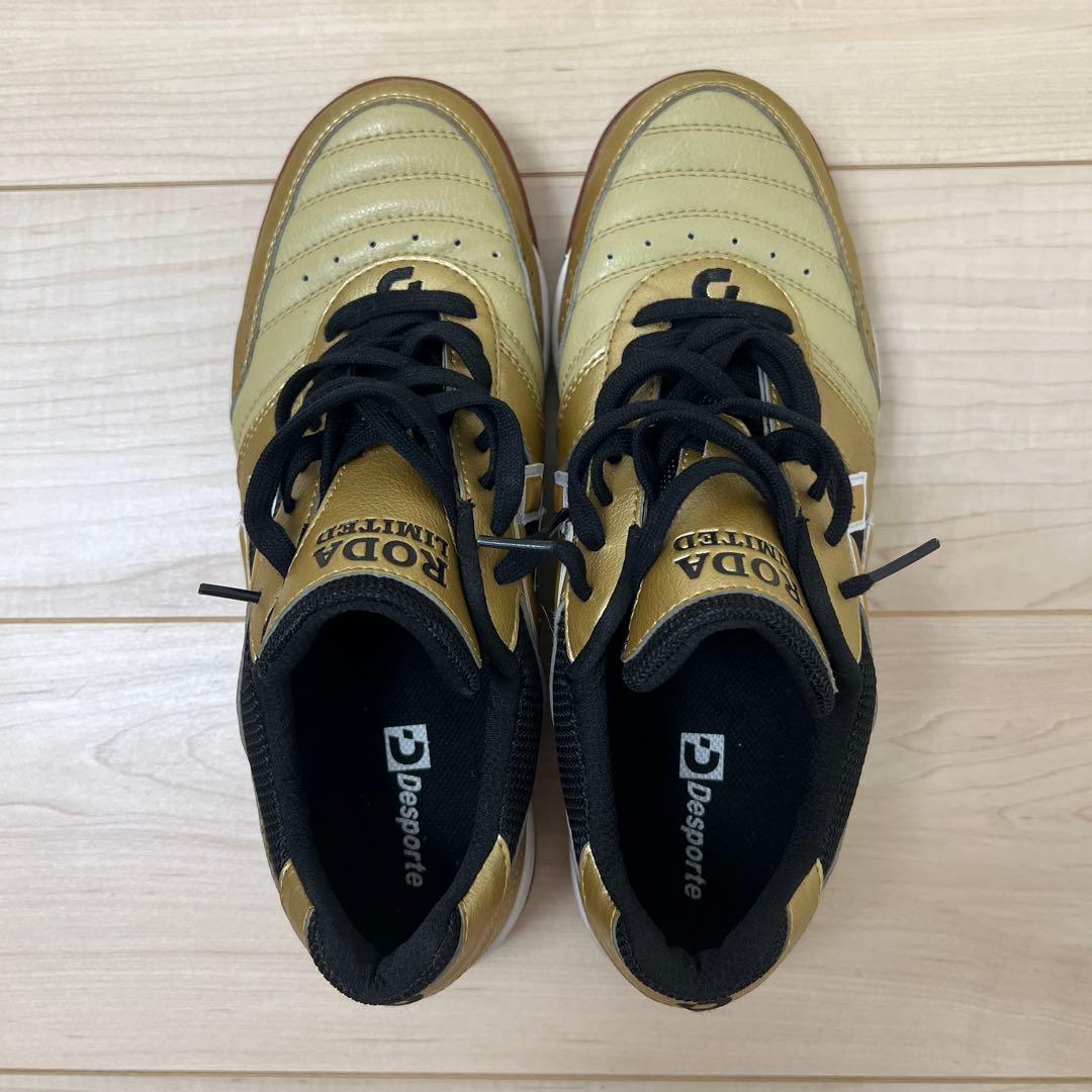 RODA LIMITED ゴールド フットサルシューズ