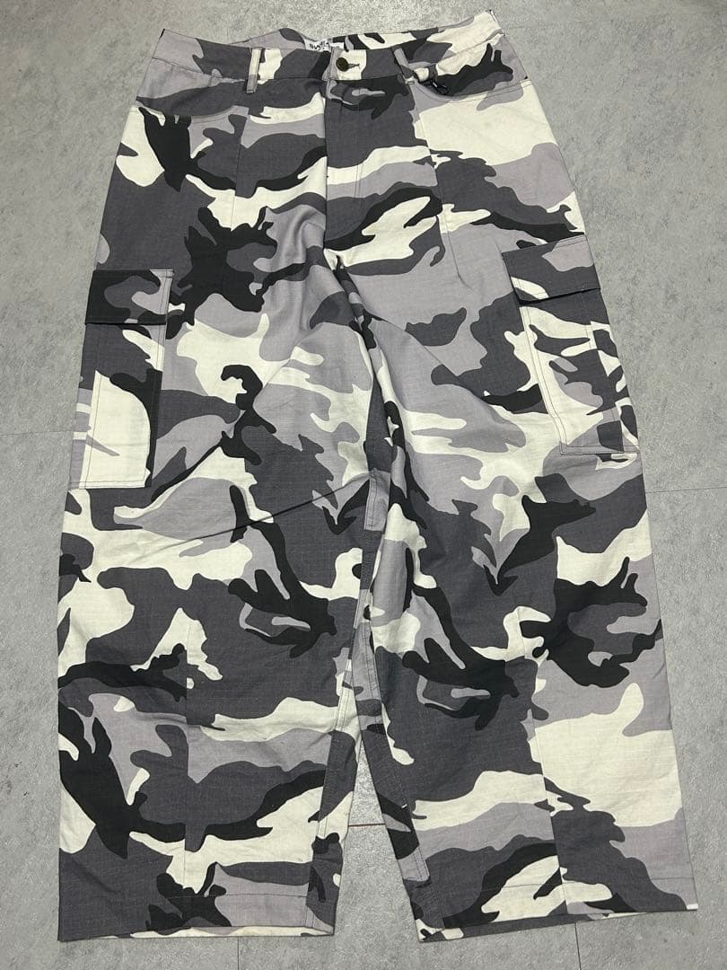 Sweats CARGO PANT- CAMO Mサイズ