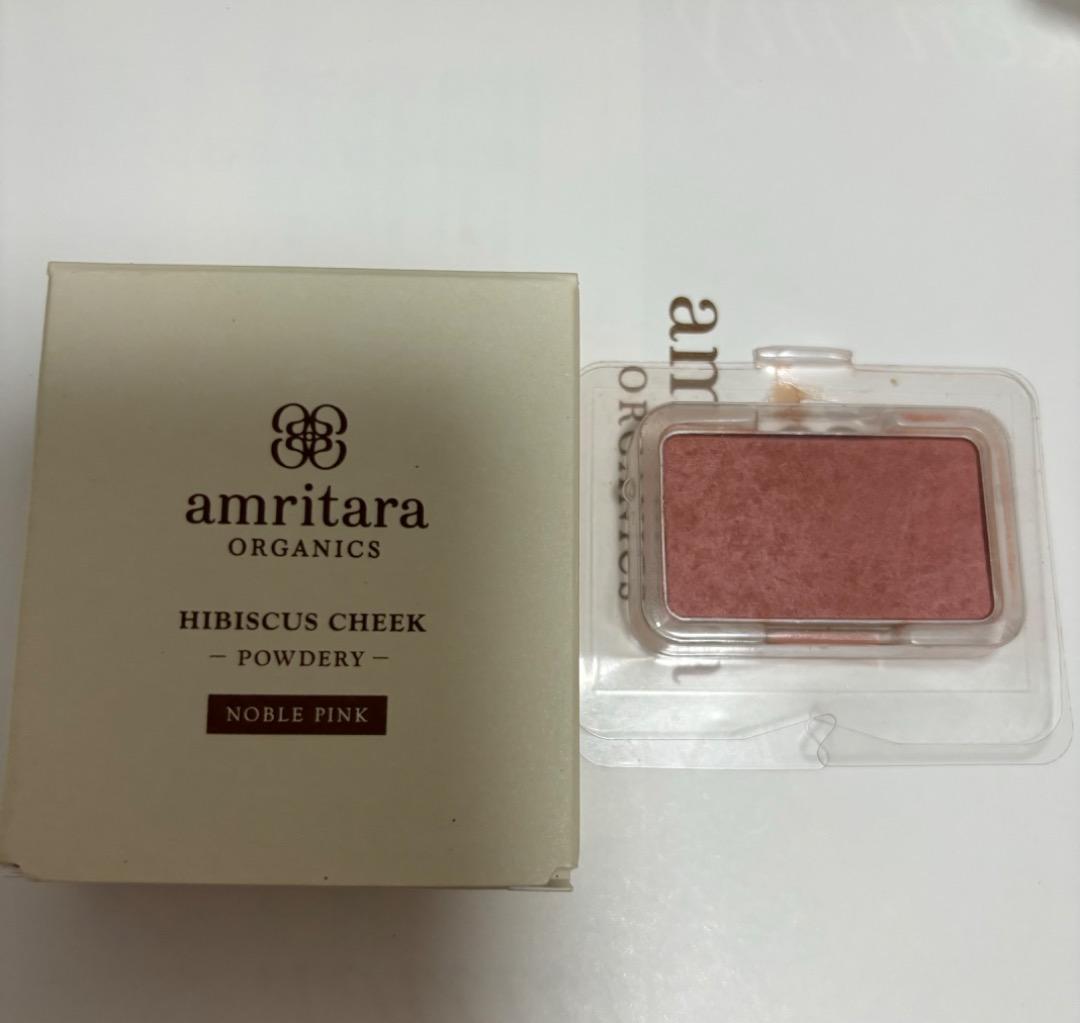 アムリターラ　アイシャドウ＆チーク