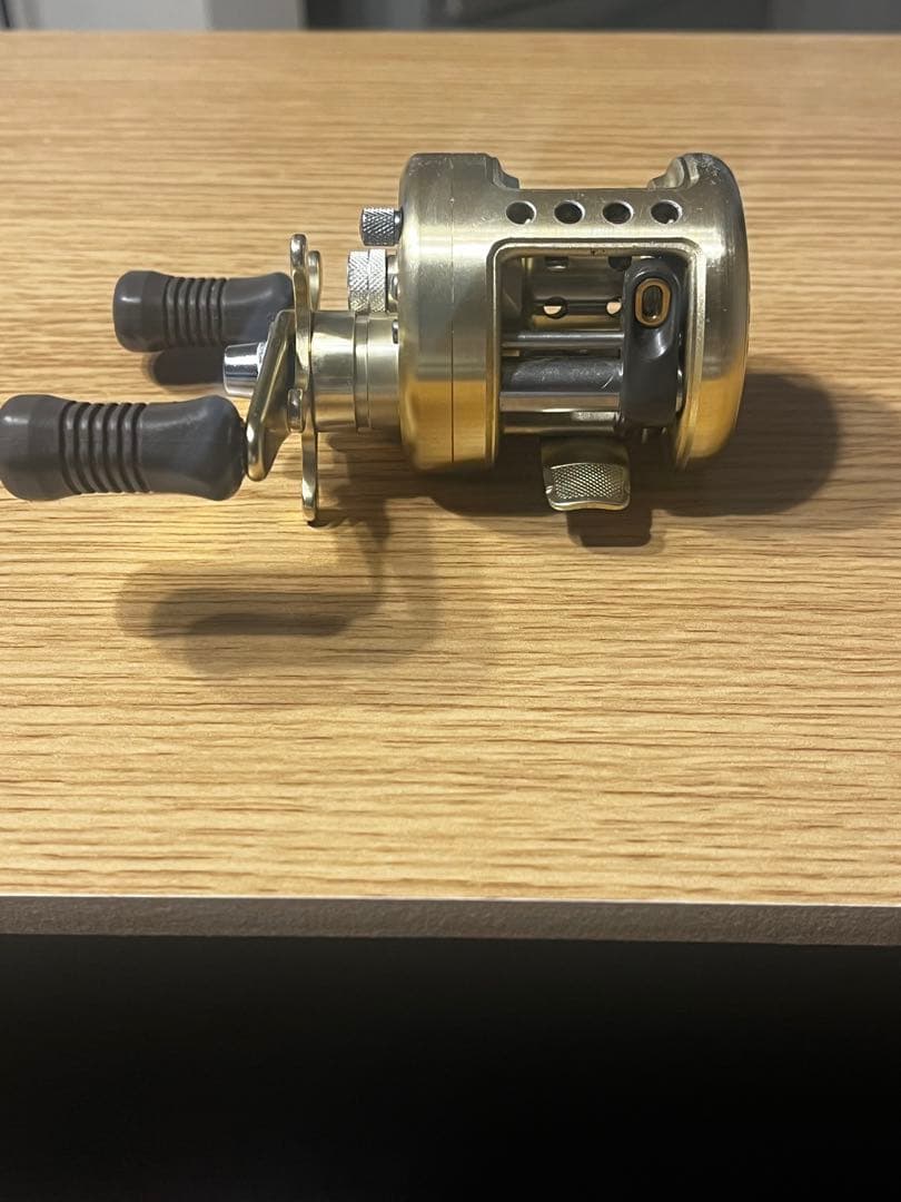 最終値下　シマノ　カルカッタ50XT