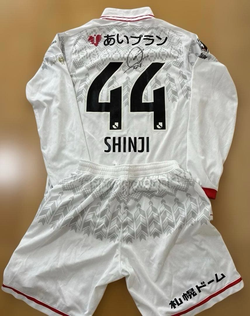 小野伸二　直筆サイン入　ユニフォーム　コンサドーレ札幌