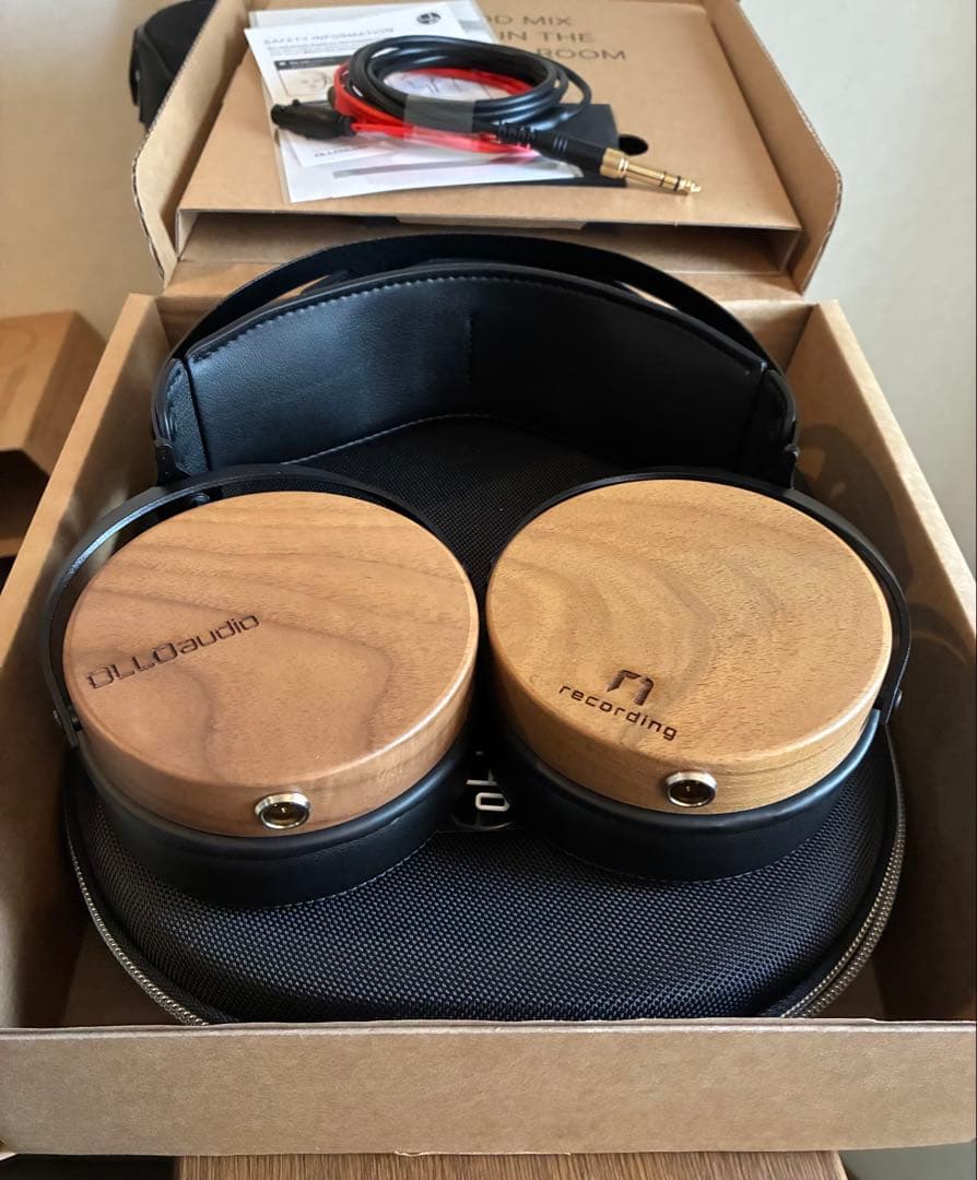ヘッドホン OLLO AUDIO R1