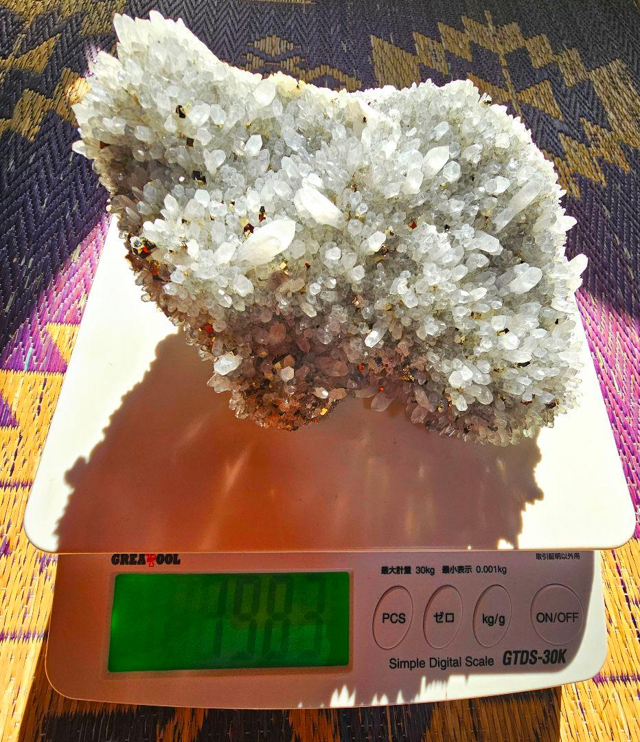 約1.9kg 青森産 パイライト水晶クラスター