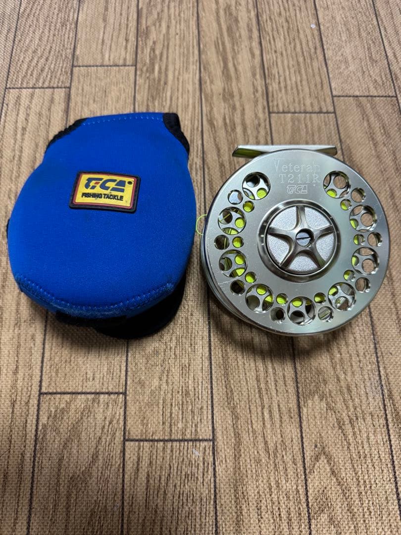 ネ*ポ様 Veteran T211R フライリール 蛍光グリーンライン