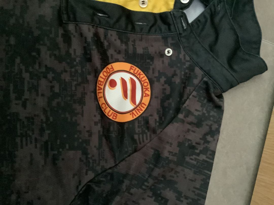福岡大学サッカー部　ポロシャツ