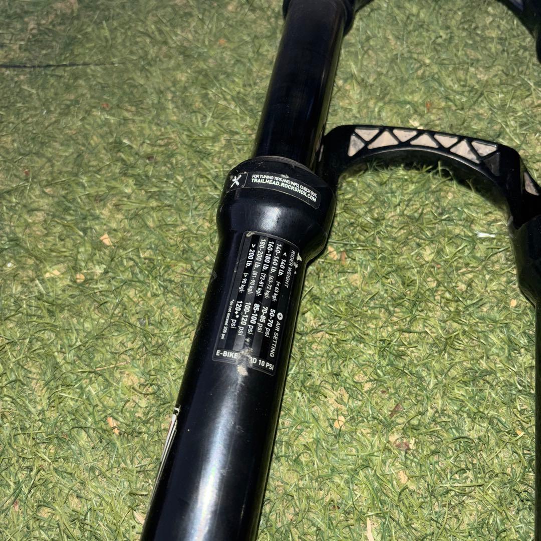 【ROCKSHOX】XC30 AIR 100mm ストレート QR