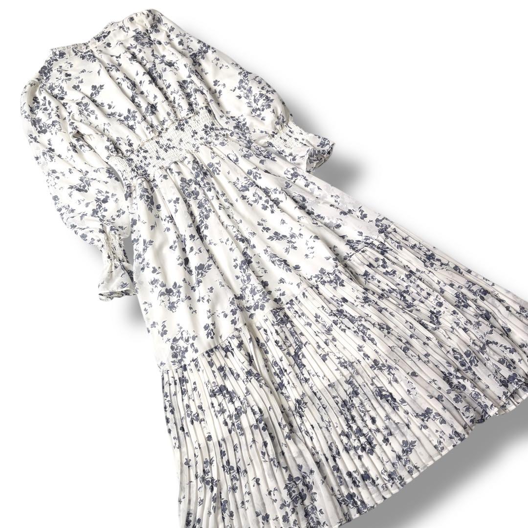 【美品】SNIDEL 24AW Sustainaプリーツプリントワンピース