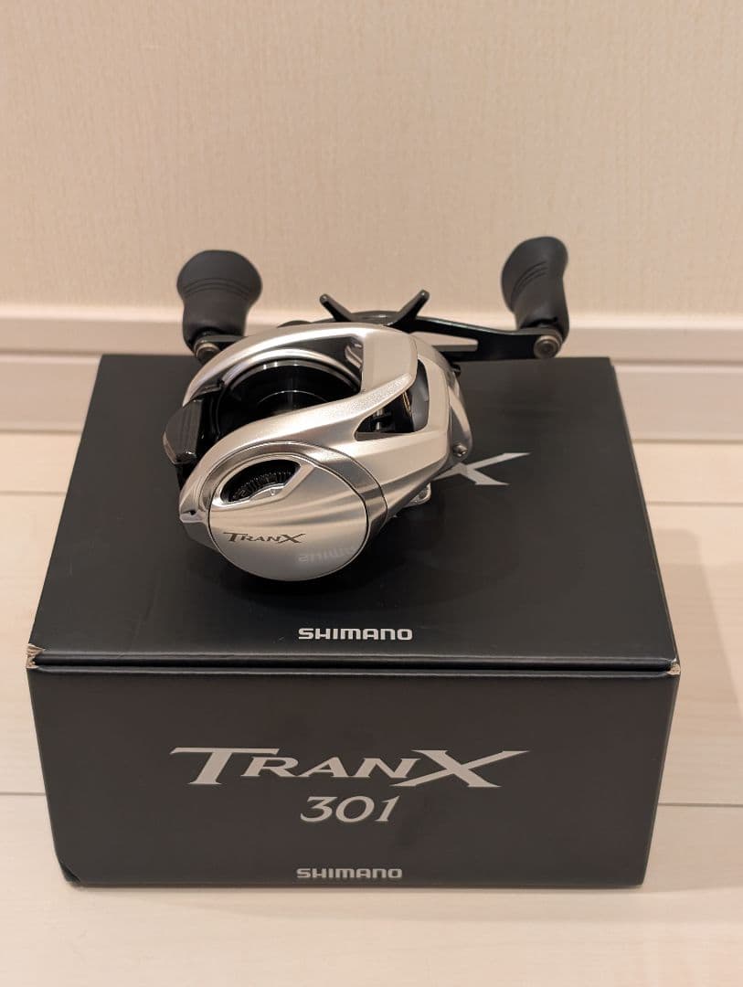 SHIMANO TRANX 301 ベイトリール