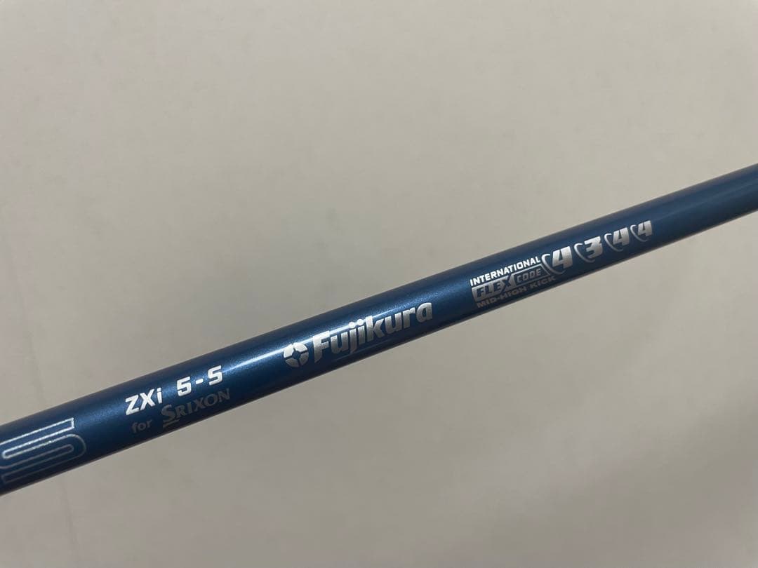 スリクソンZXi Max ドライバー　シャフトベンタス　10.5