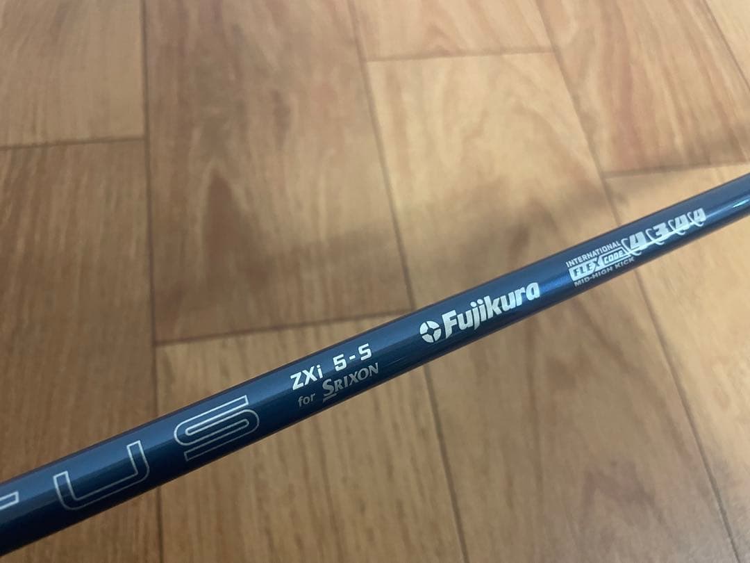 スリクソンZXi Max ドライバー　シャフトベンタス　10.5