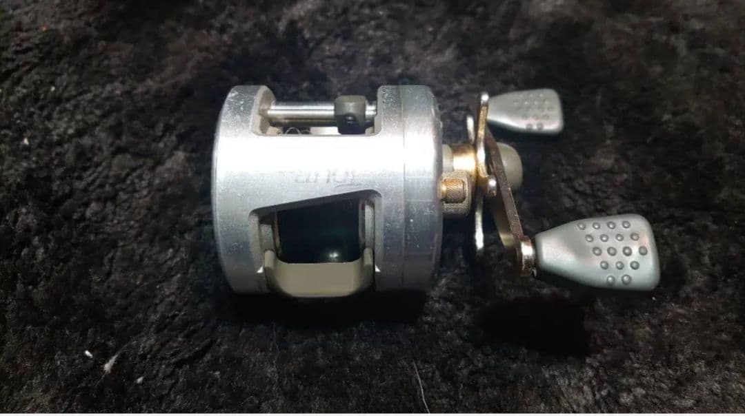 クアンタム　ベイトリール　tour QUANTUM US600