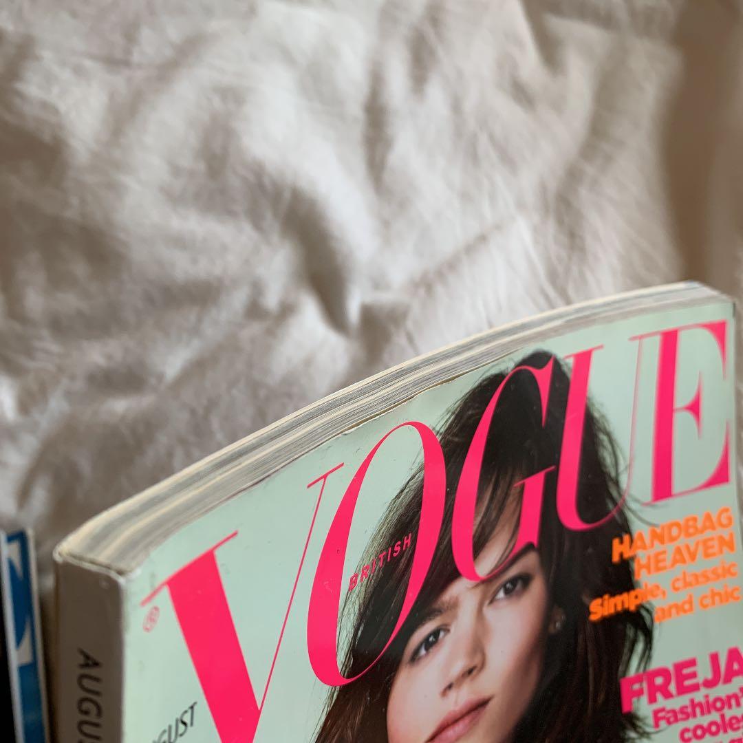海外　VOGUE