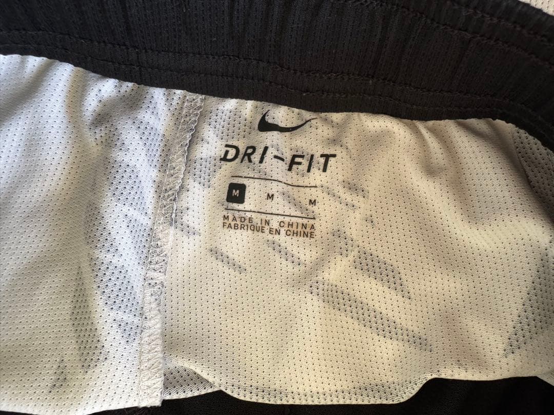 Nike テニスウェア　ハーフパンツ