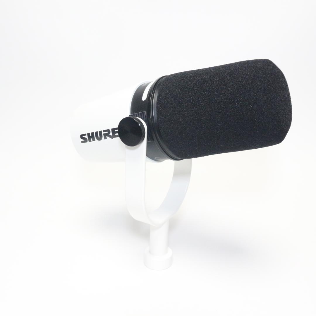 【オマケ付き】SHURE MV7+ 【マイクシールド付き】