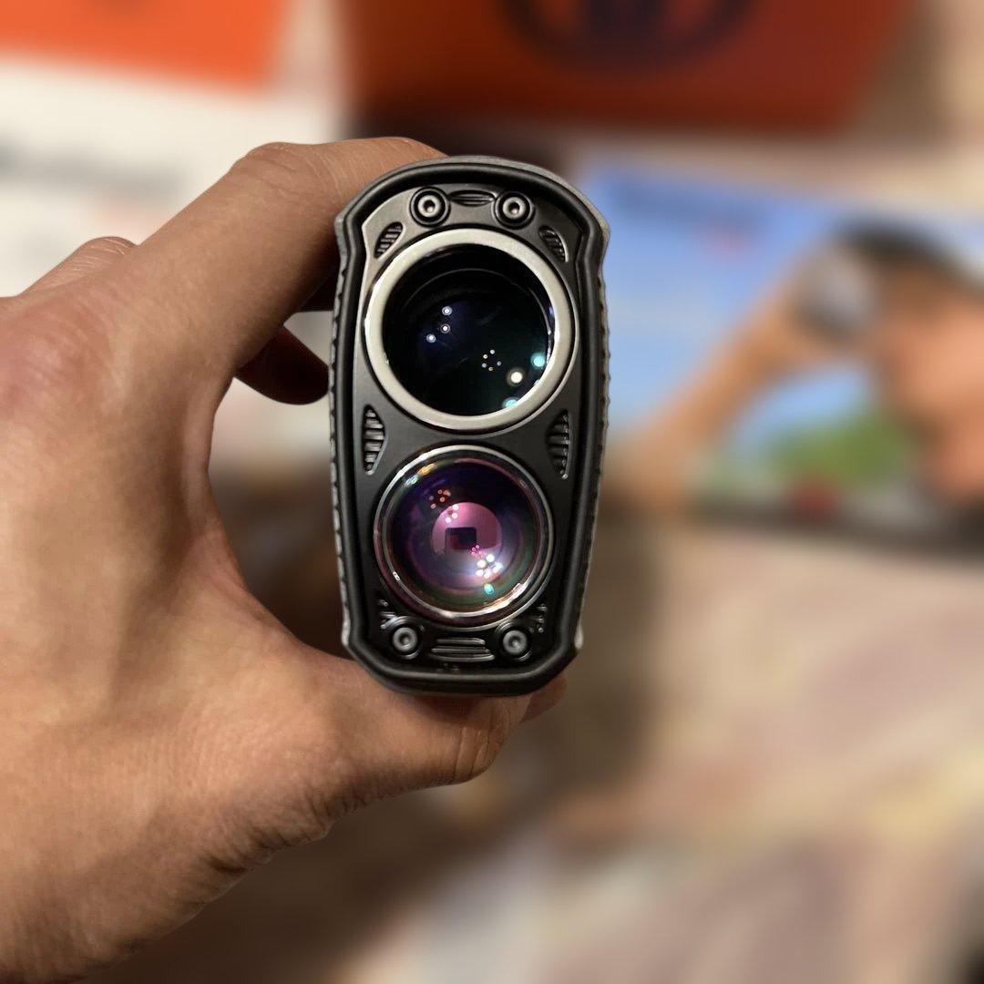 Bushnell ゴルフ用距離計 PRO XE 新品電池3個付き