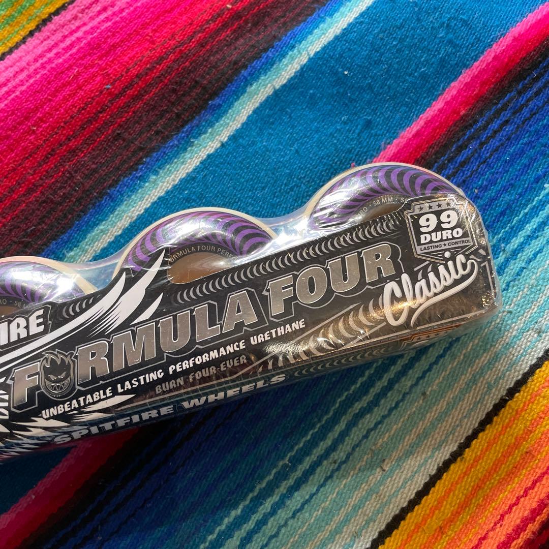 SPITFIRE FORMULA FOUR 99A ウィール58mm定価9130