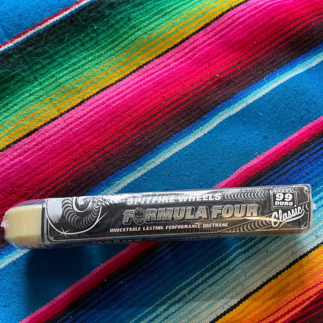 SPITFIRE FORMULA FOUR 99A ウィール58mm定価9130