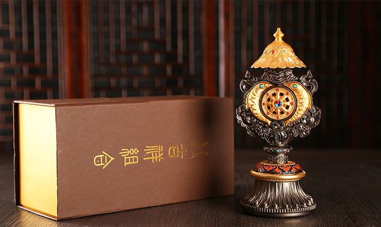 仏教タントラ器具.縁起の良い八宝合金仏の装飾