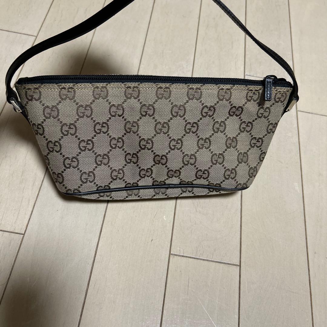 GUCCI ベージュ GGパターン ミニバッグ　ポーチ
