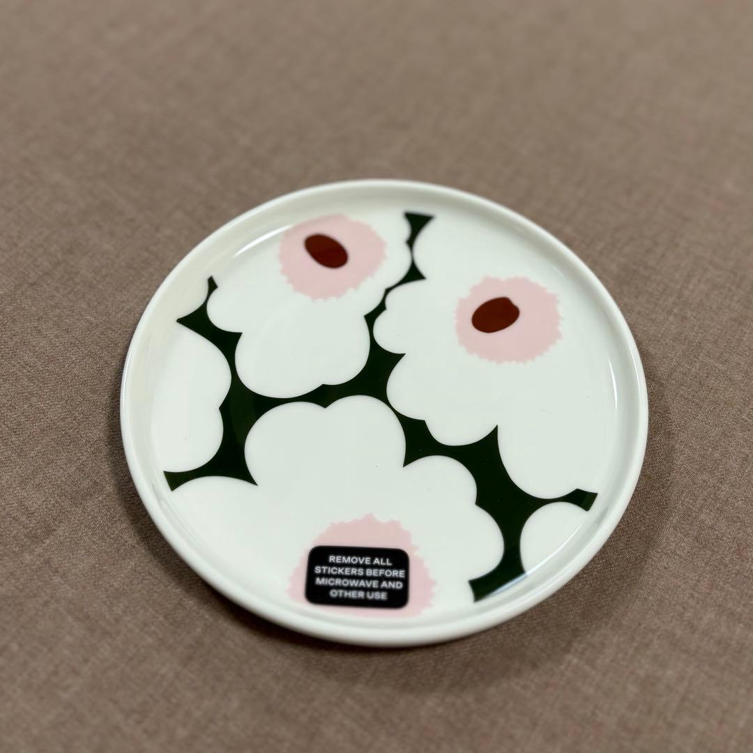 マリメッコ【marimekko】ウニッコ　プレート　Unikko　13.5㎝