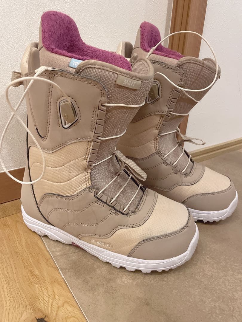 BURTON スノーボードブーツ ベージュ　23.5