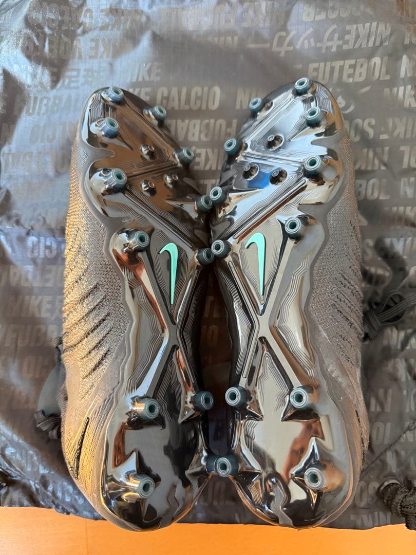 NIKE ファントムGX2 AGエリート 新品