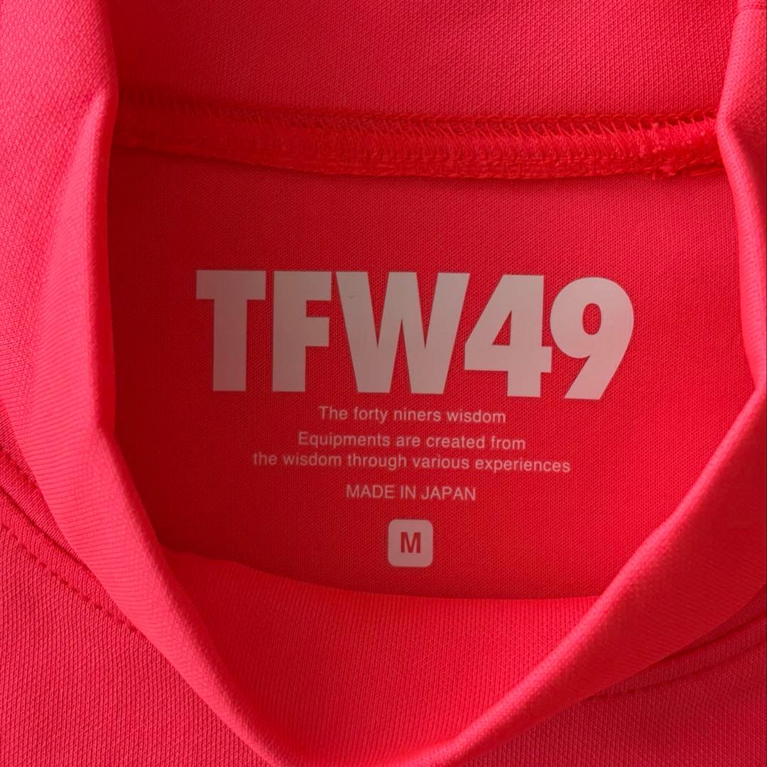 【新品未使用】TFW49 高ストレッチ半袖モックネックシャツ M