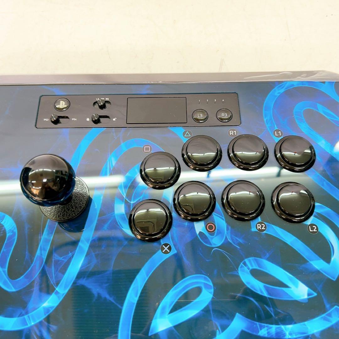 4ACM017 Razer Panthera Evo アーケードコントローラー