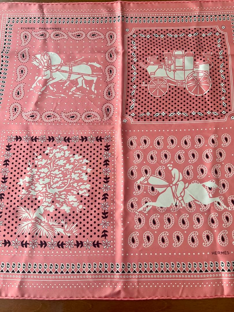 【超美品】HERMES エルメス カレ55 シルクスカーフ ピンク