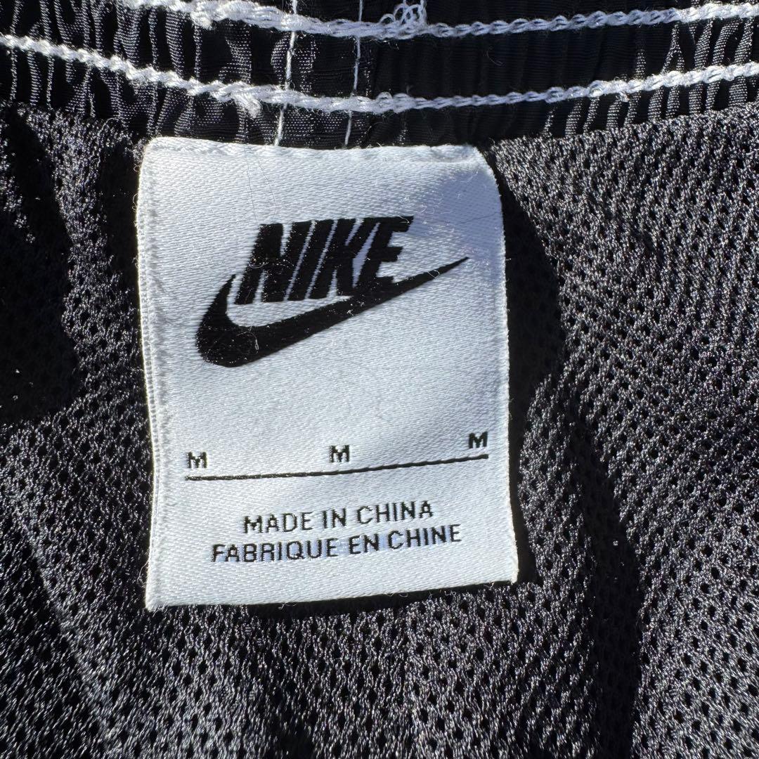 WEEE★　NIKE ナイキ スウッシュ 黒 M ステッチ トラックパンツ