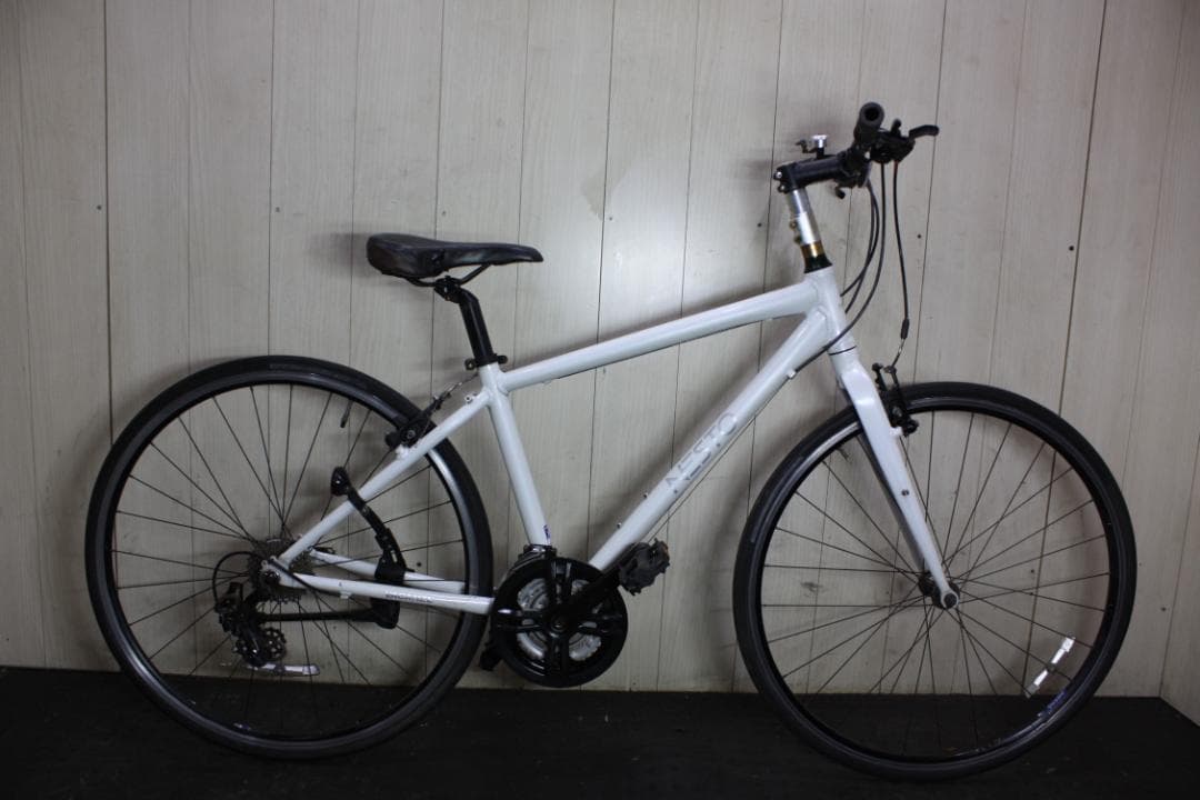 NESTO VACANZE 700C アルミ シマノ21速 420mm 白クロス