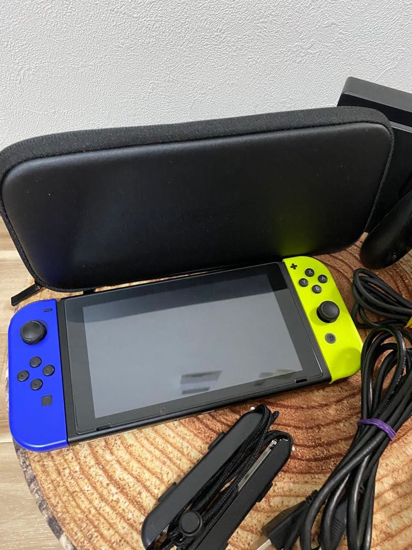 Nintendo Switch ニンテンドースイッチ本体BLU/YEL 箱無し①