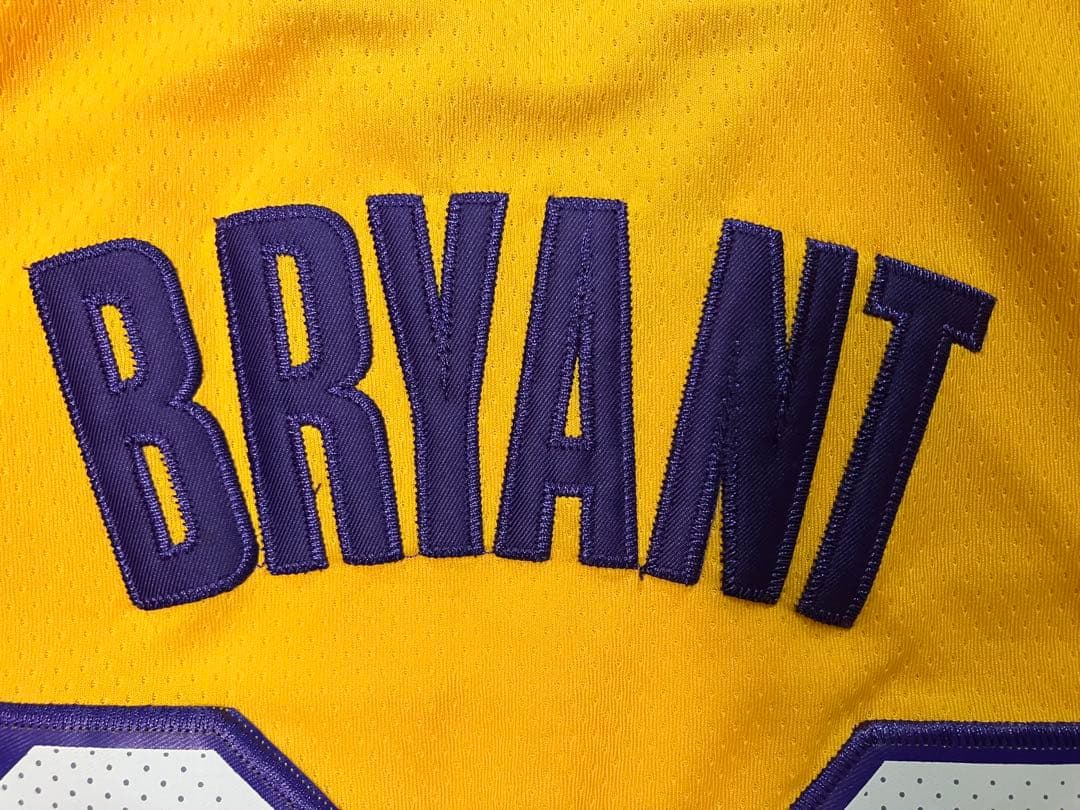 コービーブライアントLakers 24番 Nike ユニフォーム　上下セット