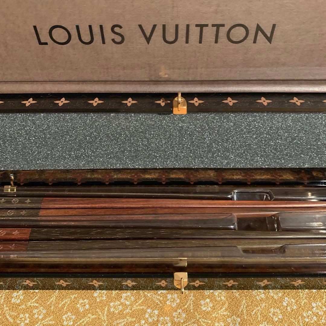 L O U I S ・V U I T T O N 記念品・箸置きセット