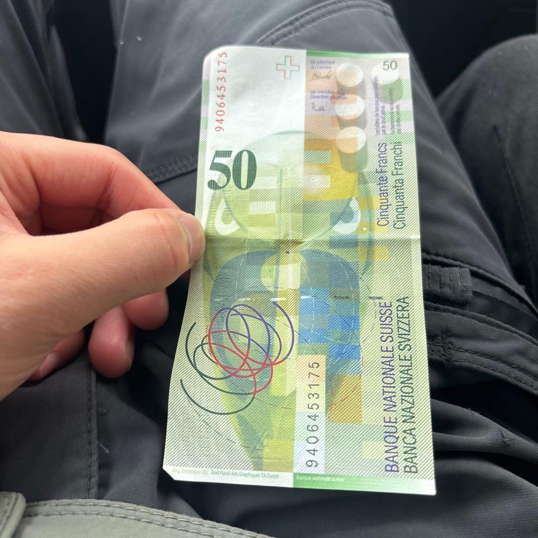 スイス 50フラン紙幣