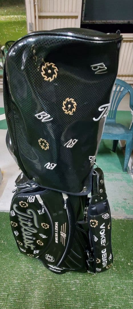 Titleist ボーケイデザイン限定キャディバッグのみ。