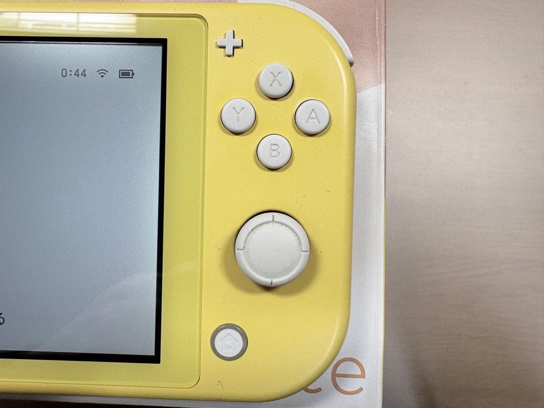 Nintendo Switch Lite イエロー 本体 箱あり 美品 ドリフト