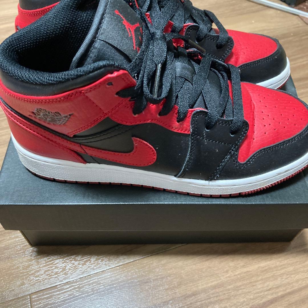 t*o様 Nike Air Jordan 1 Mid (GS) 赤／黒 23.5