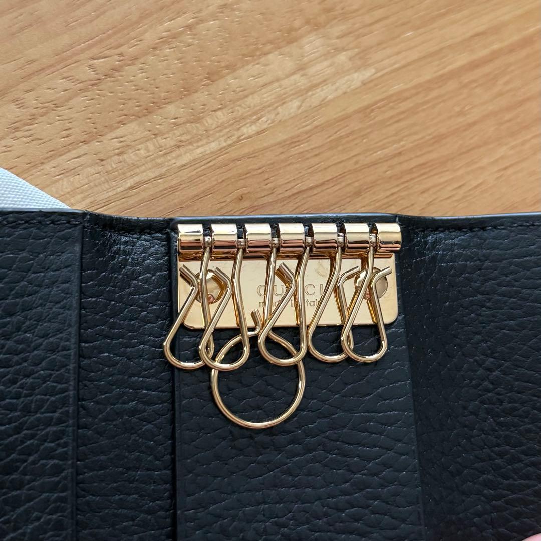 GUCCI グッチ ダブルG バイカラー キーケース ブラック