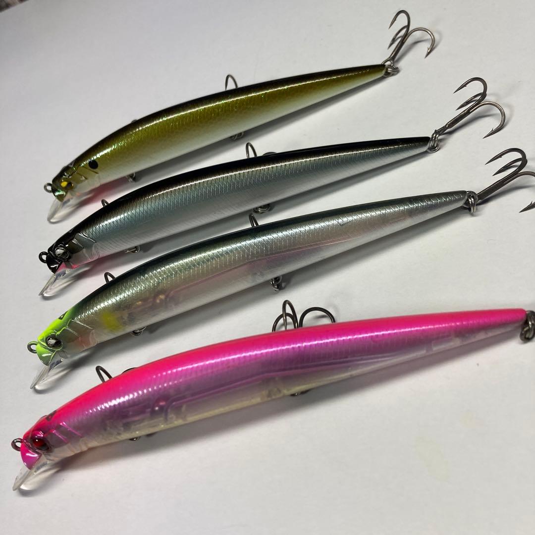 【美品】レイドジャパン　レベルミノー　4個