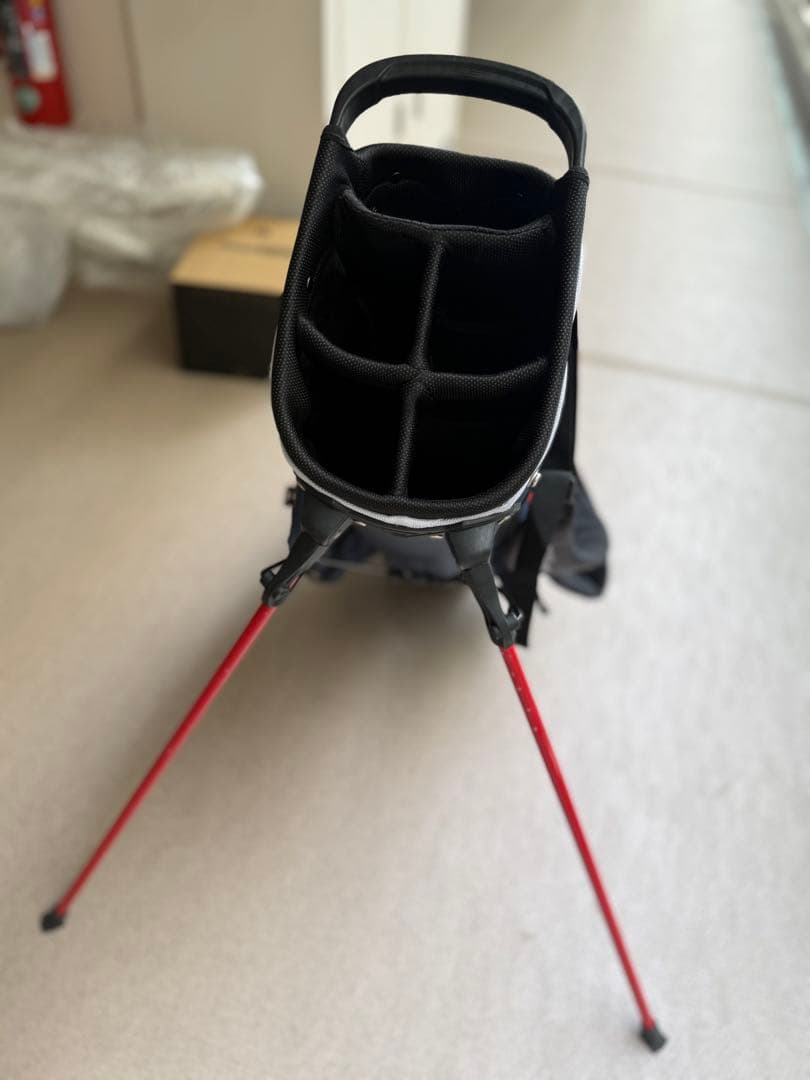 ウイルソン STAFF 軽量スタンド式キャディバッグ