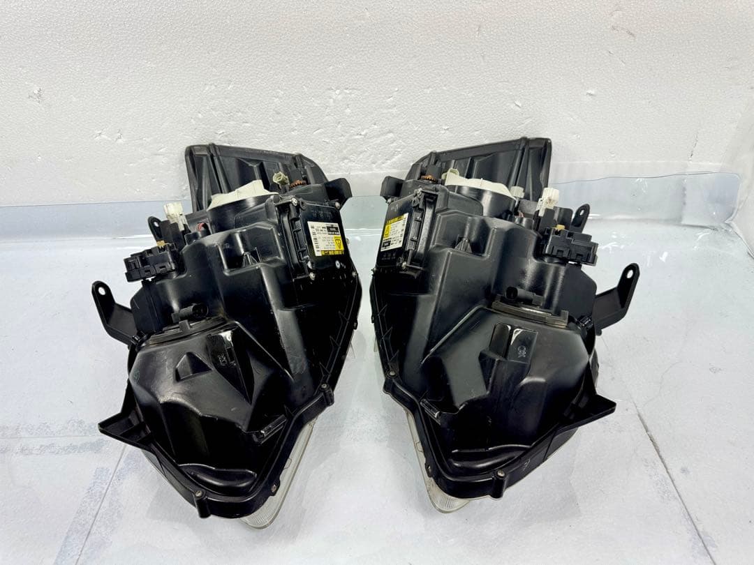ノア NOAH AZR65 AZR60 後期 HIDヘッドライト 左右