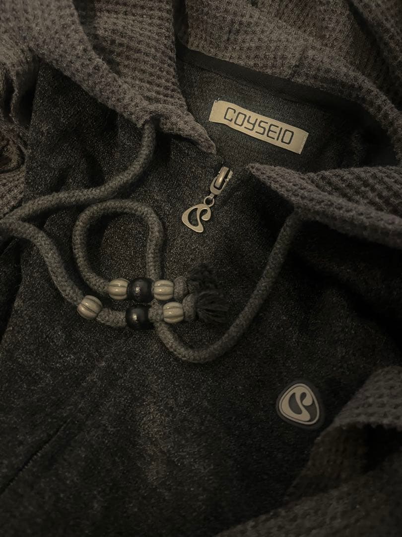 【coyseio】EARMUFFS HOOD ZIP-UP