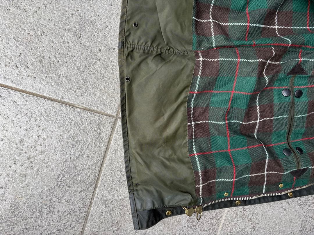 k*n様 美品　スリーワラント　Barbour　ノーザンブリア　オリーブ　C40