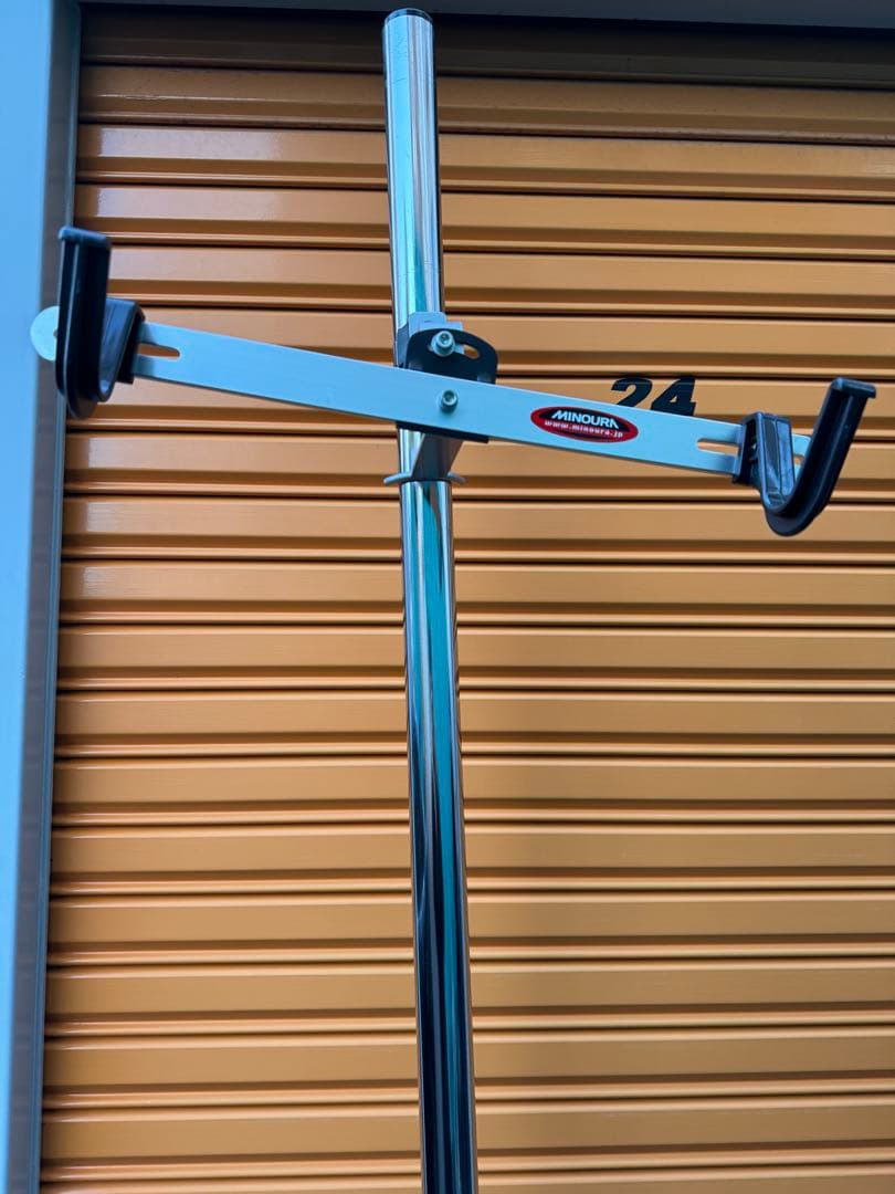 ミノウラ 自立式 バイクタワー ２台搭載タイプ 自転車ディスプレイスタンド