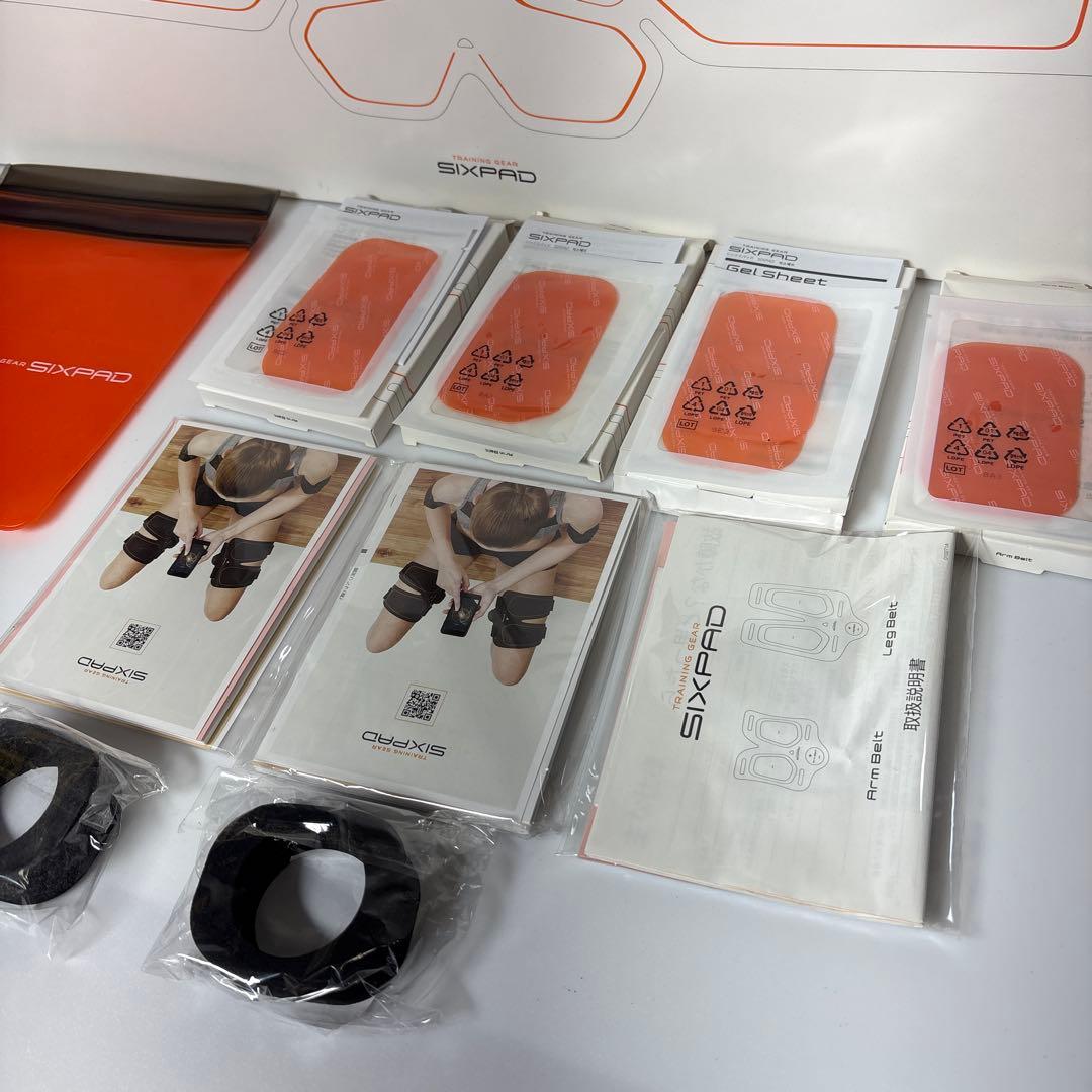 【中古】SIXPAD ボディー アーム トレーニング器具