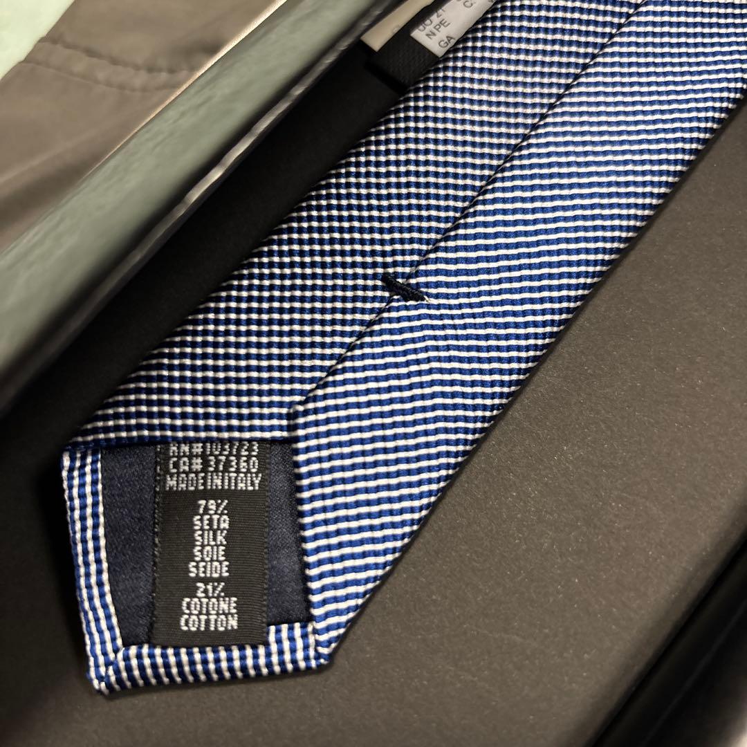 新品　GIORGIO ARMANI イタリア製ネクタイ　 BLUE色