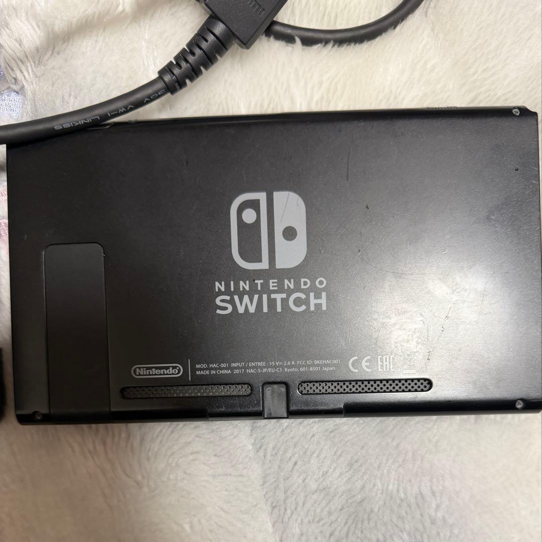 ま*り様 初代NintendoSwitch スイッチ 完動品　充電ドッグ ケーブ