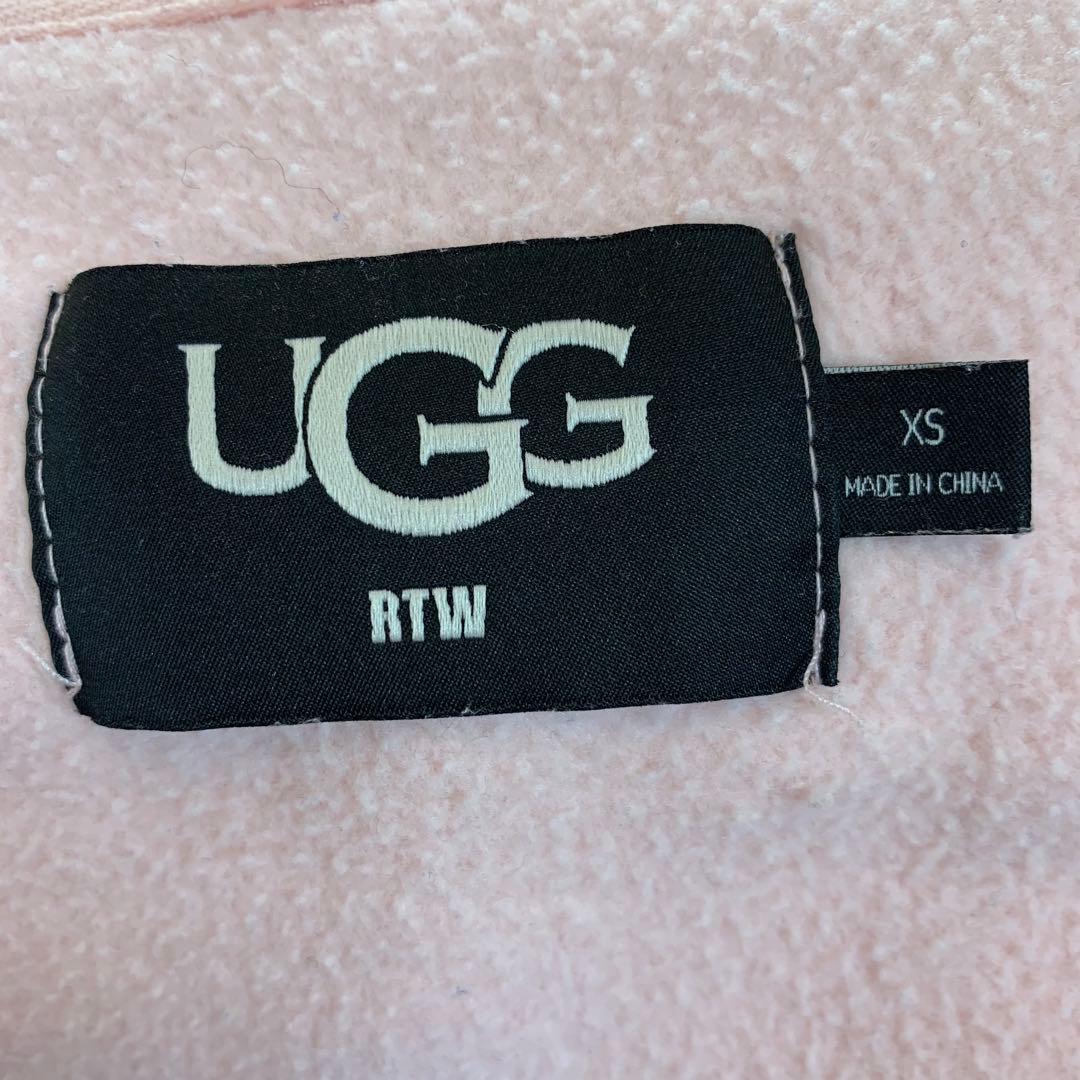 か 　UGG WOMENS REY FUZZY フーディー　サイズXS